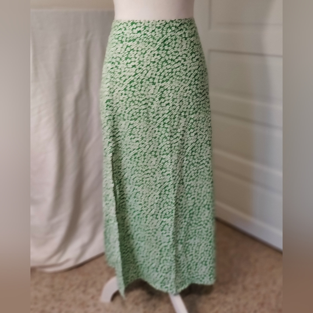 Green and white flower maxi skirt